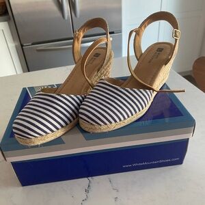 White Mountain “Seabird” navy stripe wedge. Women’s size 7 1/2 M
